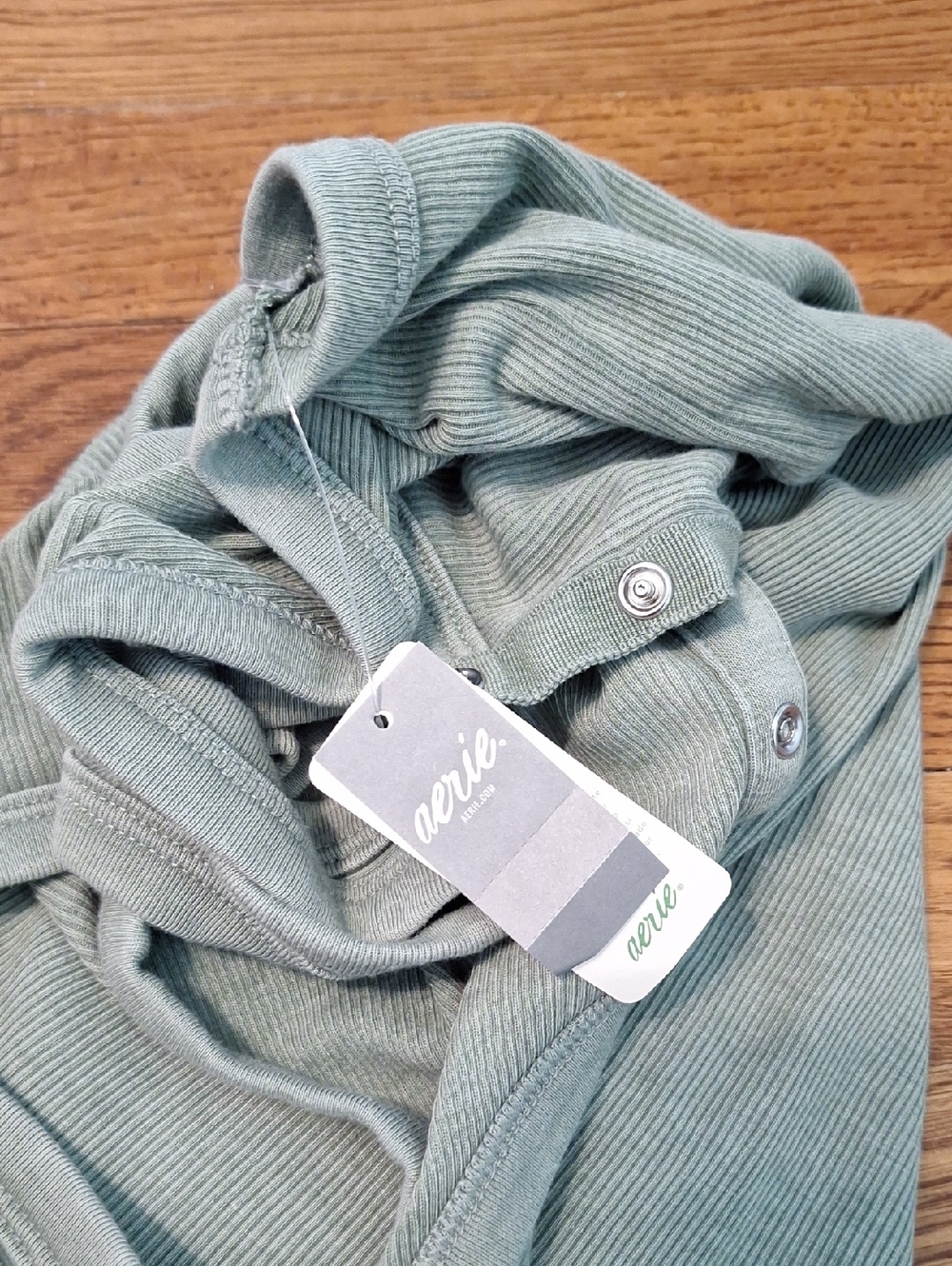 Nwt Aerie Green Tank Top Size Large - Picture 4 of 7